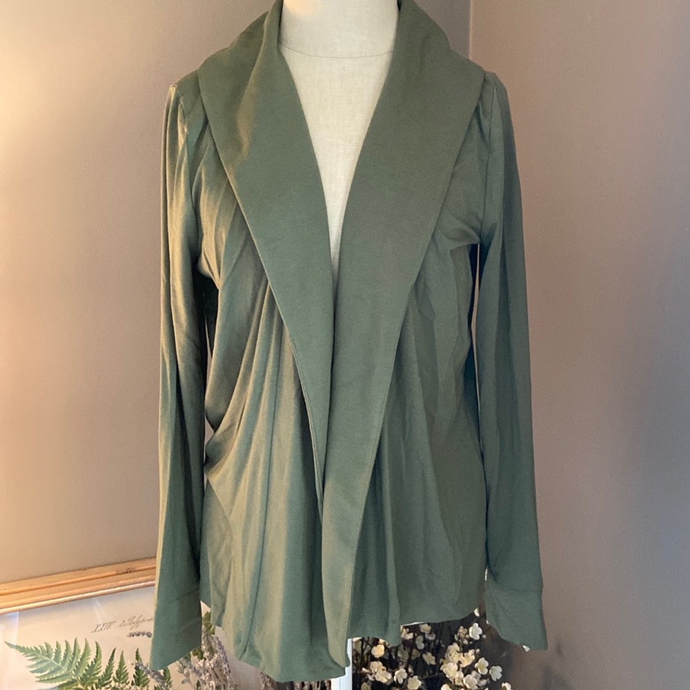 J Crew 365 cardigan, size small, NWOT